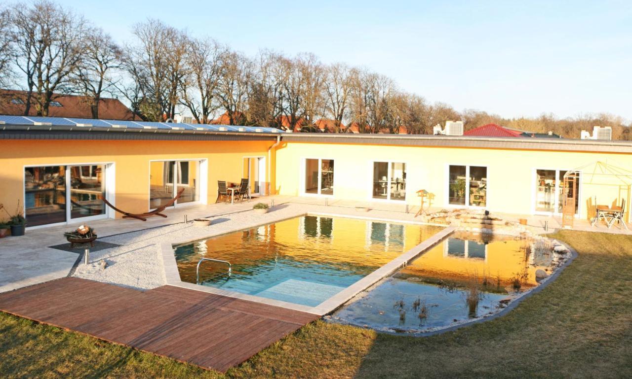 Ferienhaus Zum Imker フェルテン エクステリア 写真